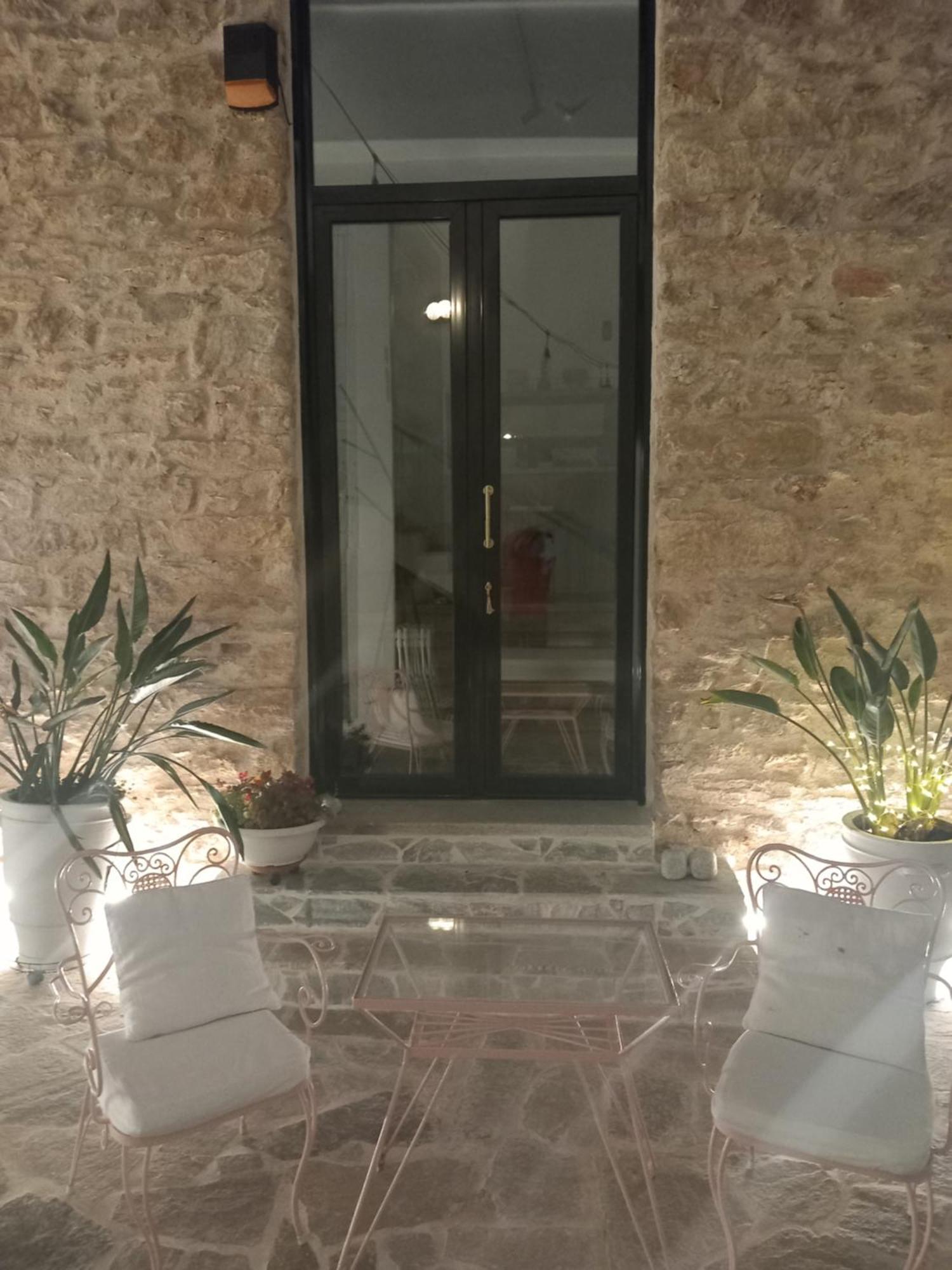 דירות קורופיון Stoa House Airport מראה חיצוני תמונה